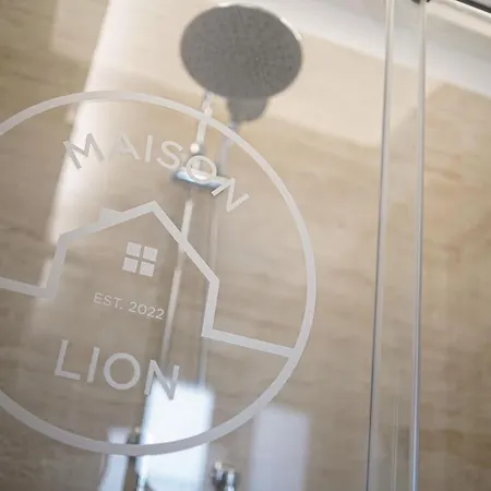 Maison Lion Margherita Di Savoia